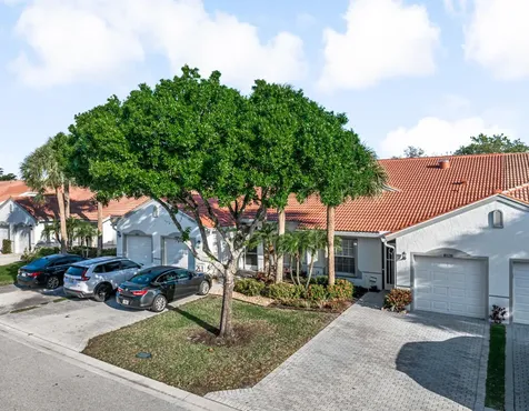 8528 Logia Circle Boynton Beach FL 33472