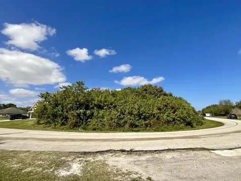 4674 SW Masefield Street Port Saint Lucie FL 34953