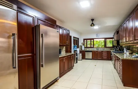 5 Las Lomas Casa de Campo DR 22000