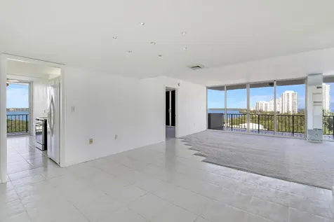 4200 N Ocean Drive Riviera Beach FL 33404