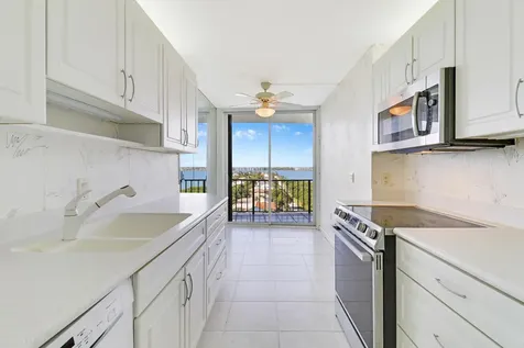 4200 N Ocean Drive Riviera Beach FL 33404