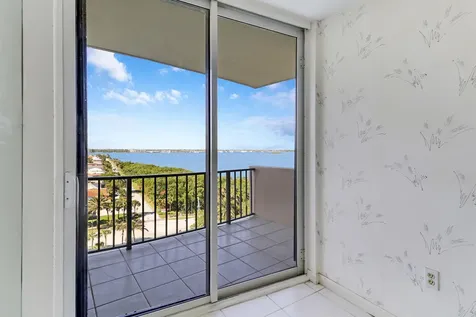 4200 N Ocean Drive Riviera Beach FL 33404