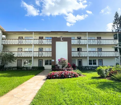 484 Mansfield L Boca Raton FL 33434