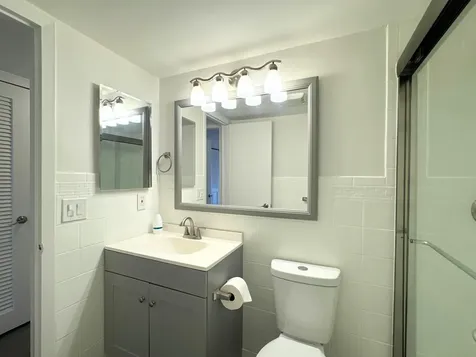 484 Mansfield L Boca Raton FL 33434