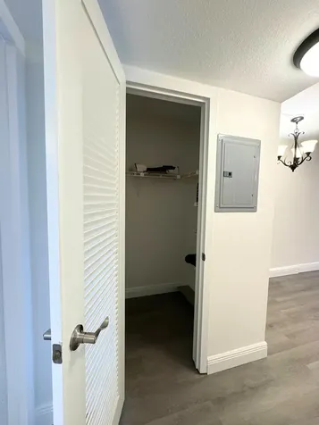 484 Mansfield L Boca Raton FL 33434