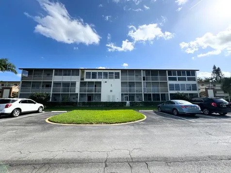 484 Mansfield L Boca Raton FL 33434