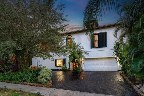 7134 San Sebastian Drive Boca Raton FL 33433
