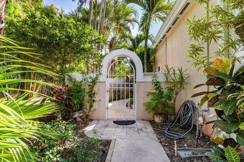 9023 Baybury Lane West Palm Beach FL 33411