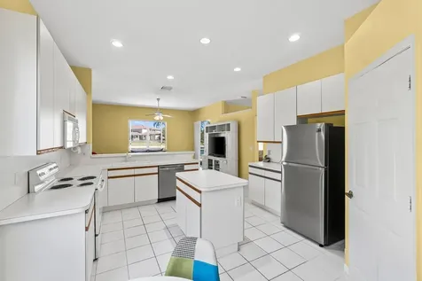 12811 Hyland Circle Boca Raton FL 33428