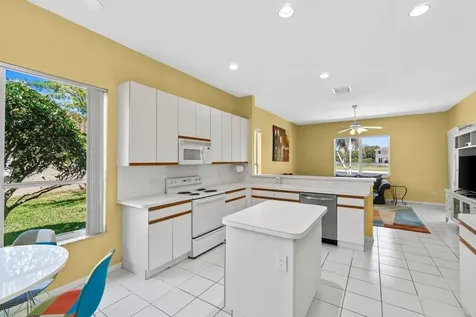 12811 Hyland Circle Boca Raton FL 33428