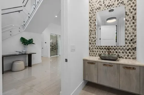 436 Ne 2nd Street Boca Raton FL 33432