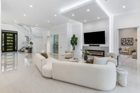 436 Ne 2nd Street Boca Raton FL 33432