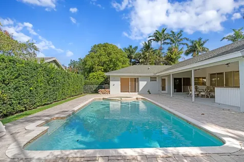 300 N Country Club Boulevard Boca Raton FL 33487
