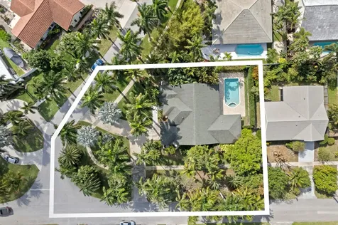 300 N Country Club Boulevard Boca Raton FL 33487