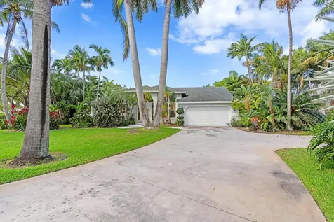 300 N Country Club Boulevard Boca Raton FL 33487