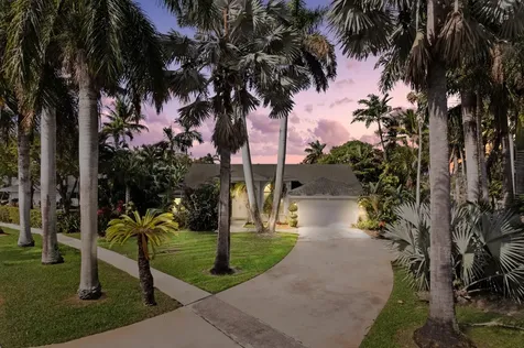 300 N Country Club Boulevard Boca Raton FL 33487