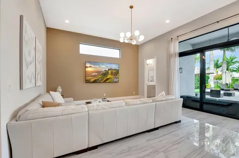 9071 Dulcetto Court Boca Raton FL 33496