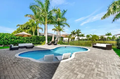 9071 Dulcetto Court Boca Raton FL 33496