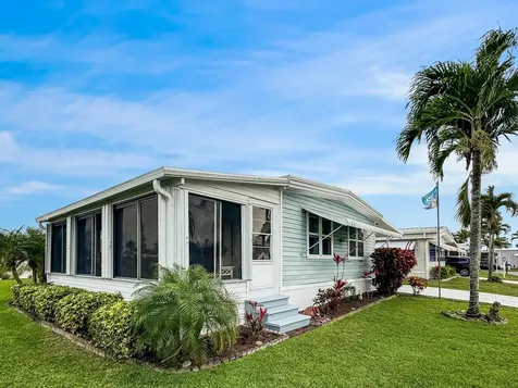 37045 Exuma Bay Boynton Beach FL 33436