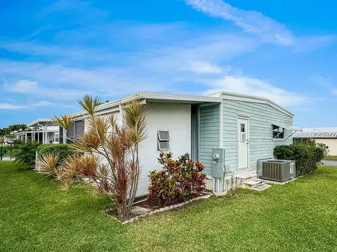 37045 Exuma Bay Boynton Beach FL 33436