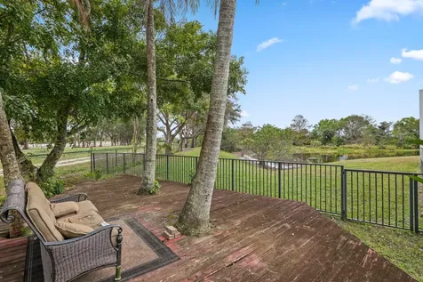 19582 Saturnia Lakes Drive Boca Raton FL 33498