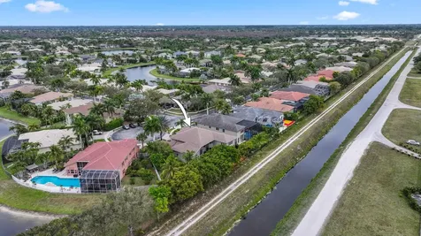 19582 Saturnia Lakes Drive Boca Raton FL 33498