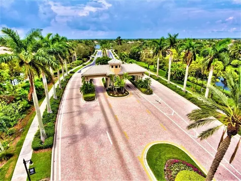 19582 Saturnia Lakes Drive Boca Raton FL 33498