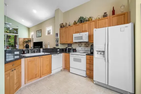 7672 Jasmine Court West Palm Beach FL 33412