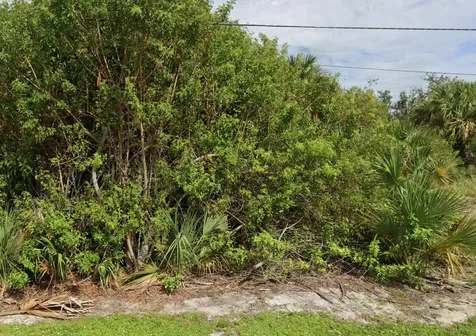 2300 42nd Street Vero Beach FL 32967