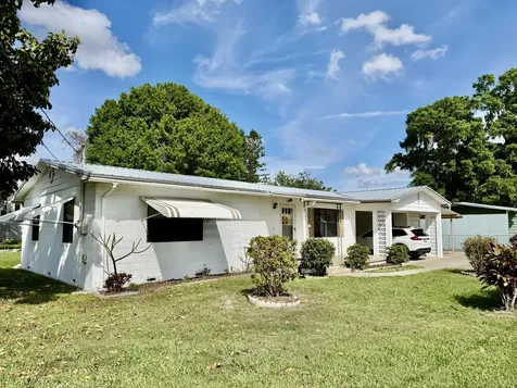 3013 Se 33rd Court Okeechobee FL 34974