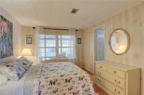 922 Periwinkle Circle Barefoot Bay FL 32976