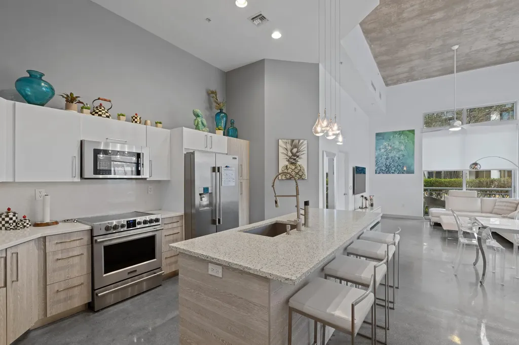 300 S Australian Avenue West Palm Beach FL 33401