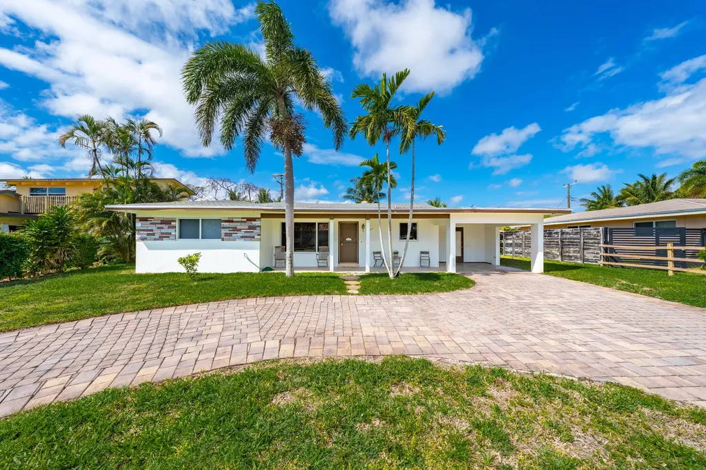 1085 Nw 3rd Avenue Boca Raton FL 33432
