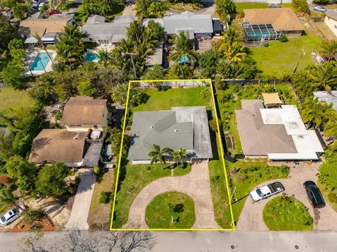 1085 Nw 3rd Avenue Boca Raton FL 33432