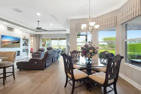 7715 Maywood Crest Drive Palm Beach Gardens FL 33412