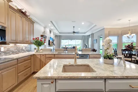 7715 Maywood Crest Drive Palm Beach Gardens FL 33412
