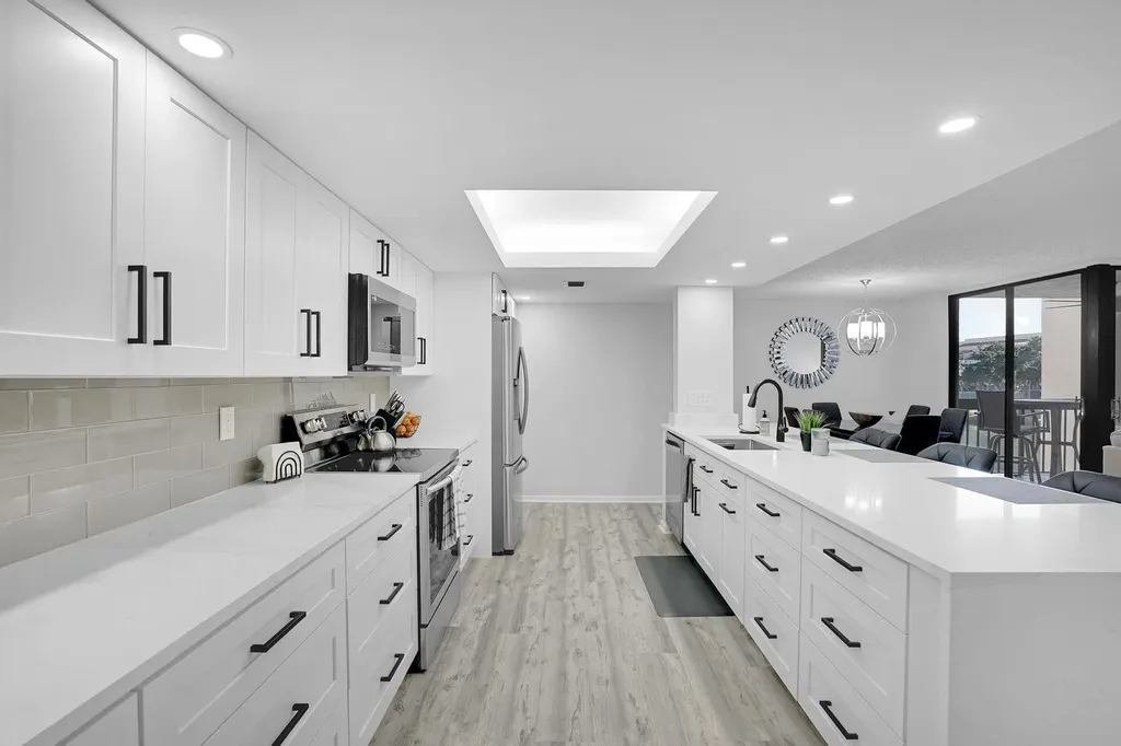 2455 Lindell Boulevard Delray Beach FL 33444