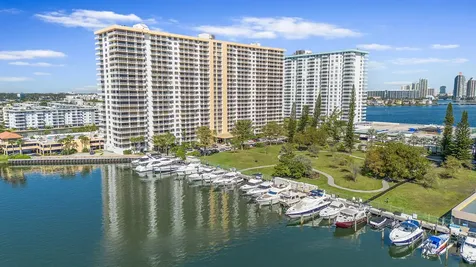 290 174th Street Sunny Isles Beach FL 33160