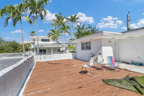 8430 Byron Avenue Miami Beach FL 33141