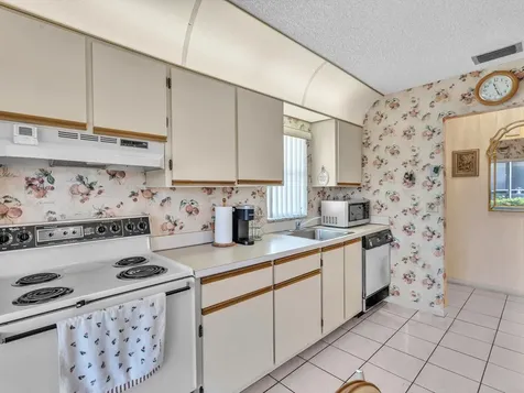 8820 Rheims Road Boca Raton FL 33496