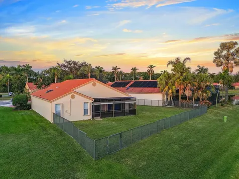 19931 Oslo Court Boca Raton FL 33434