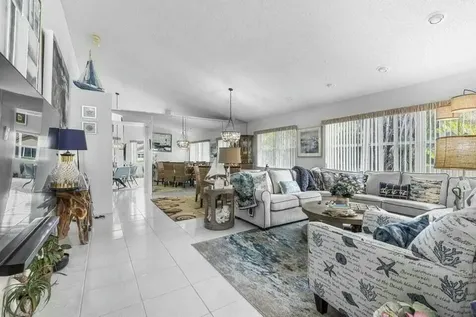 11121 Rios Road Boca Raton FL 33498