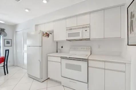 8083 Greenbrook Road Boca Raton FL 33496