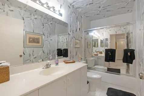 8083 Greenbrook Road Boca Raton FL 33496