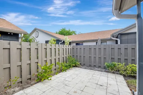 8083 Greenbrook Road Boca Raton FL 33496