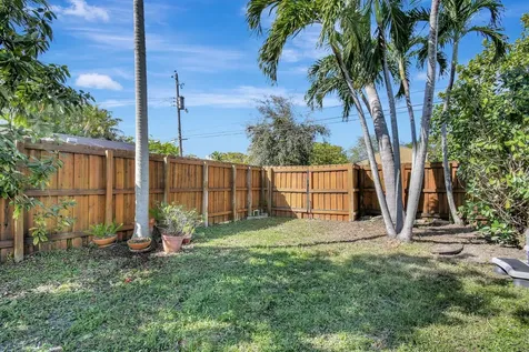 1513 Adams Street Hollywood FL 33020