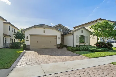 8475 Grand Prix Lane Boynton Beach FL 33472