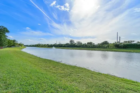 8475 Grand Prix Lane Boynton Beach FL 33472