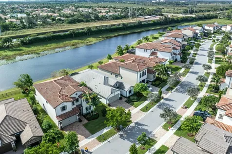8475 Grand Prix Lane Boynton Beach FL 33472