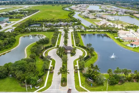 8475 Grand Prix Lane Boynton Beach FL 33472